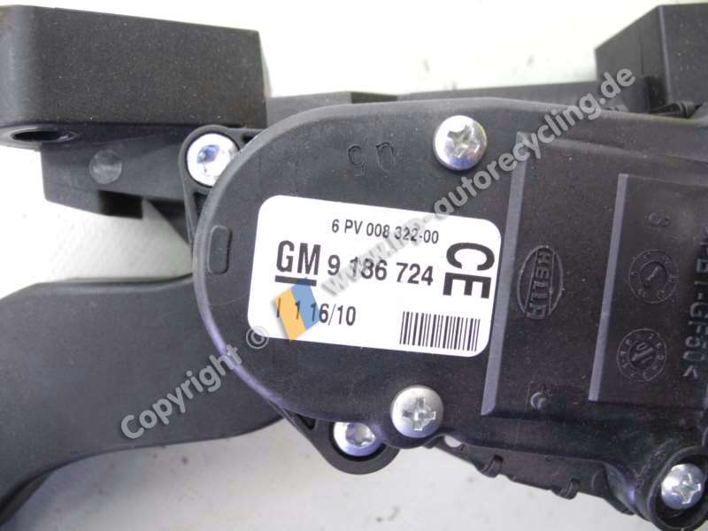 Opel Vectra C Bj.2003 original elektronisches Gaspedal Pedalwertgeber 9186724